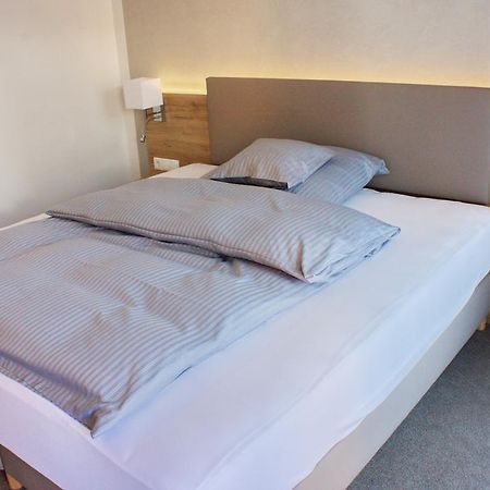 Stichwehs Hotel Am Bahnhof Elze Екстер'єр фото